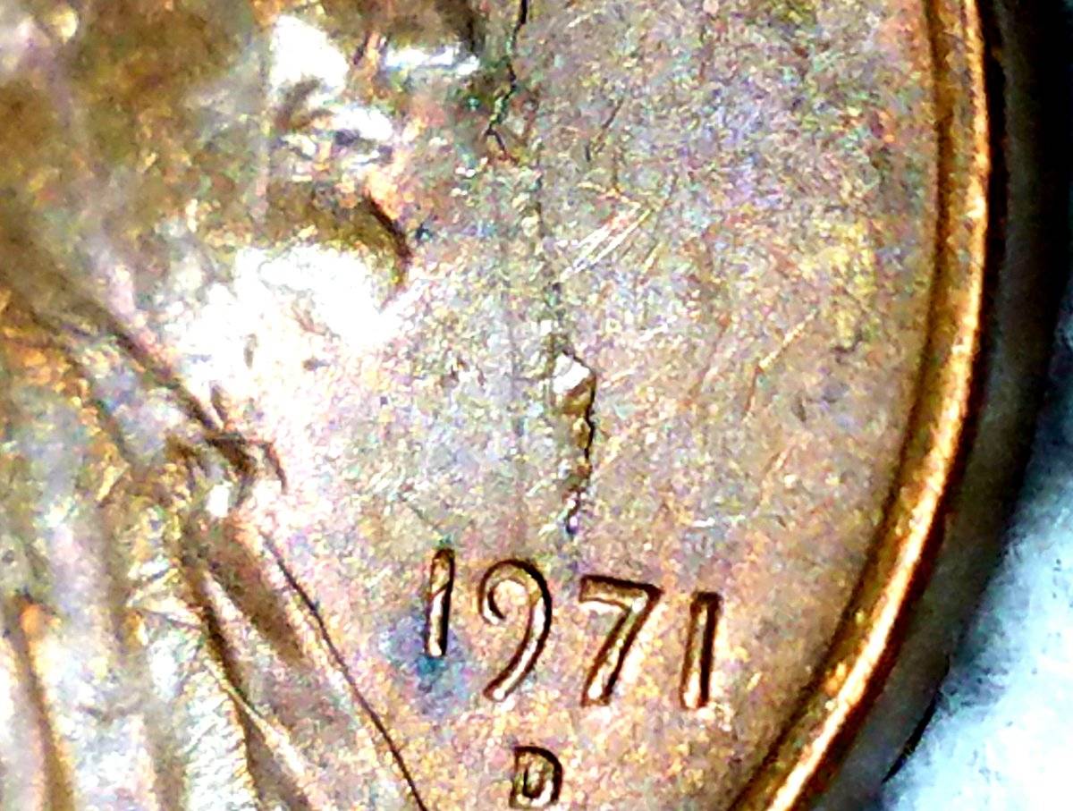 1971-D-Lincoln-Struck-Through-Debris-Or-Lamination-On-Obverse?